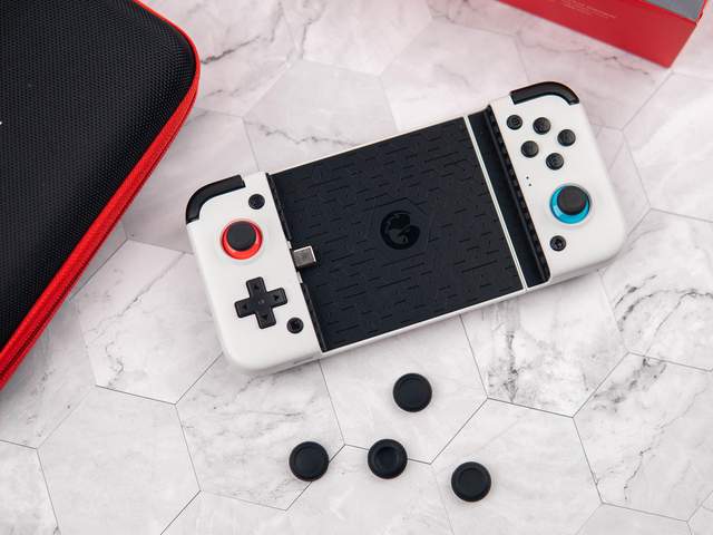 盖世小鸡x2手柄直接变身游戏机不香吗?