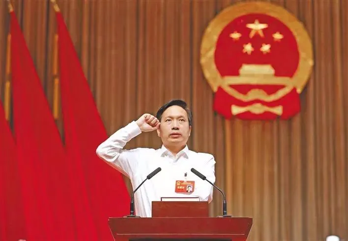 两会面孔15位新省长