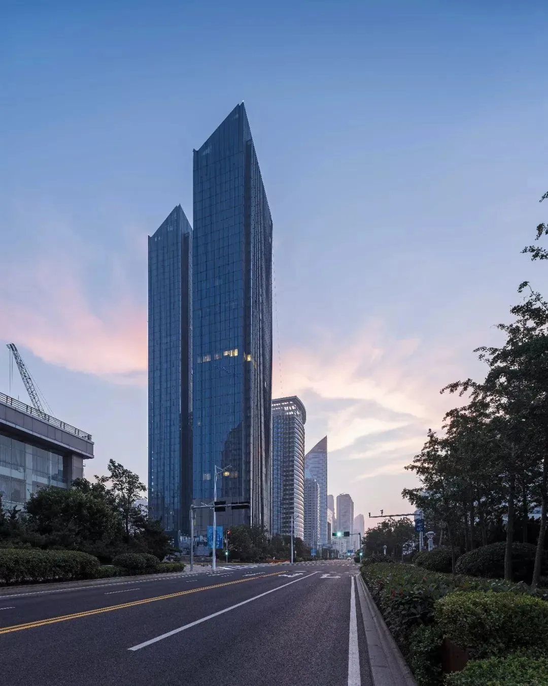 西安最高豪宅地标|蓝城·环球中心将焕新入局,重塑高改市场格局!