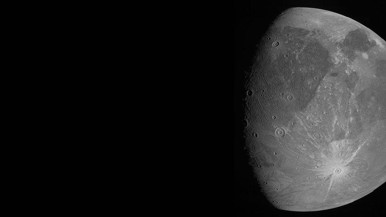 朱诺号传回木卫三照片多年来首次近距离飞掠