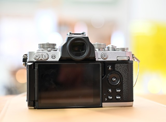 尼康创意营北京站:复古相机zfc最受欢迎