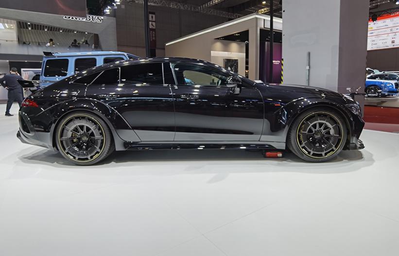 巴博斯火箭900车型亮相上海车展 动力升级__凤凰网