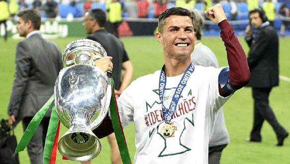 仅剩10天！史上首届单数年举办的欧洲杯来袭，附赠赛程表（第一届欧洲杯在哪个国家）