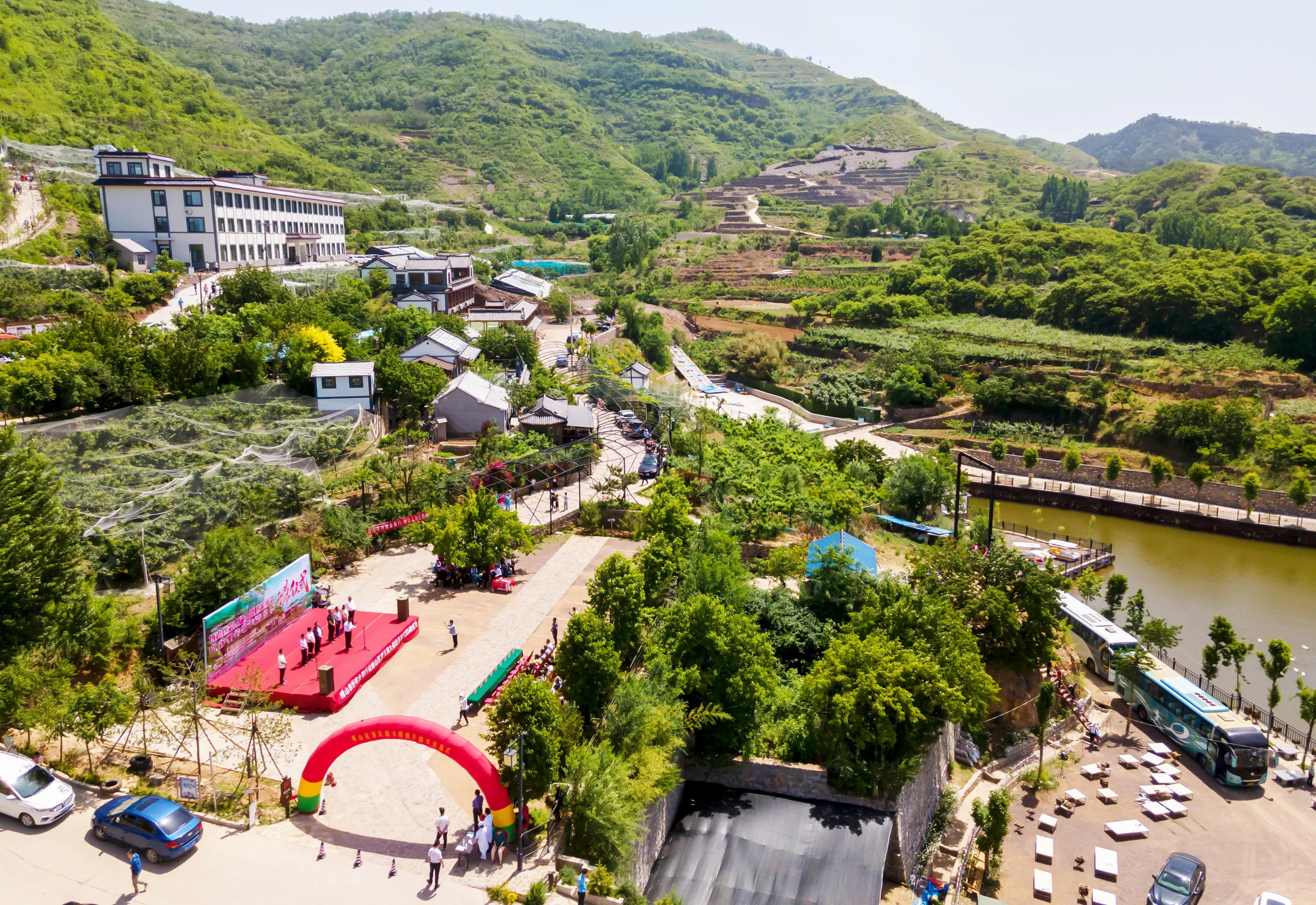 以樱桃为媒,以音乐会友,淄博博山"采摘节""音乐季"唱响山谷__凤凰网