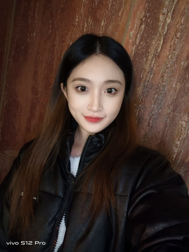 重塑手机暗光自拍体验 vivo S12 Pro前置暗光自拍评测
