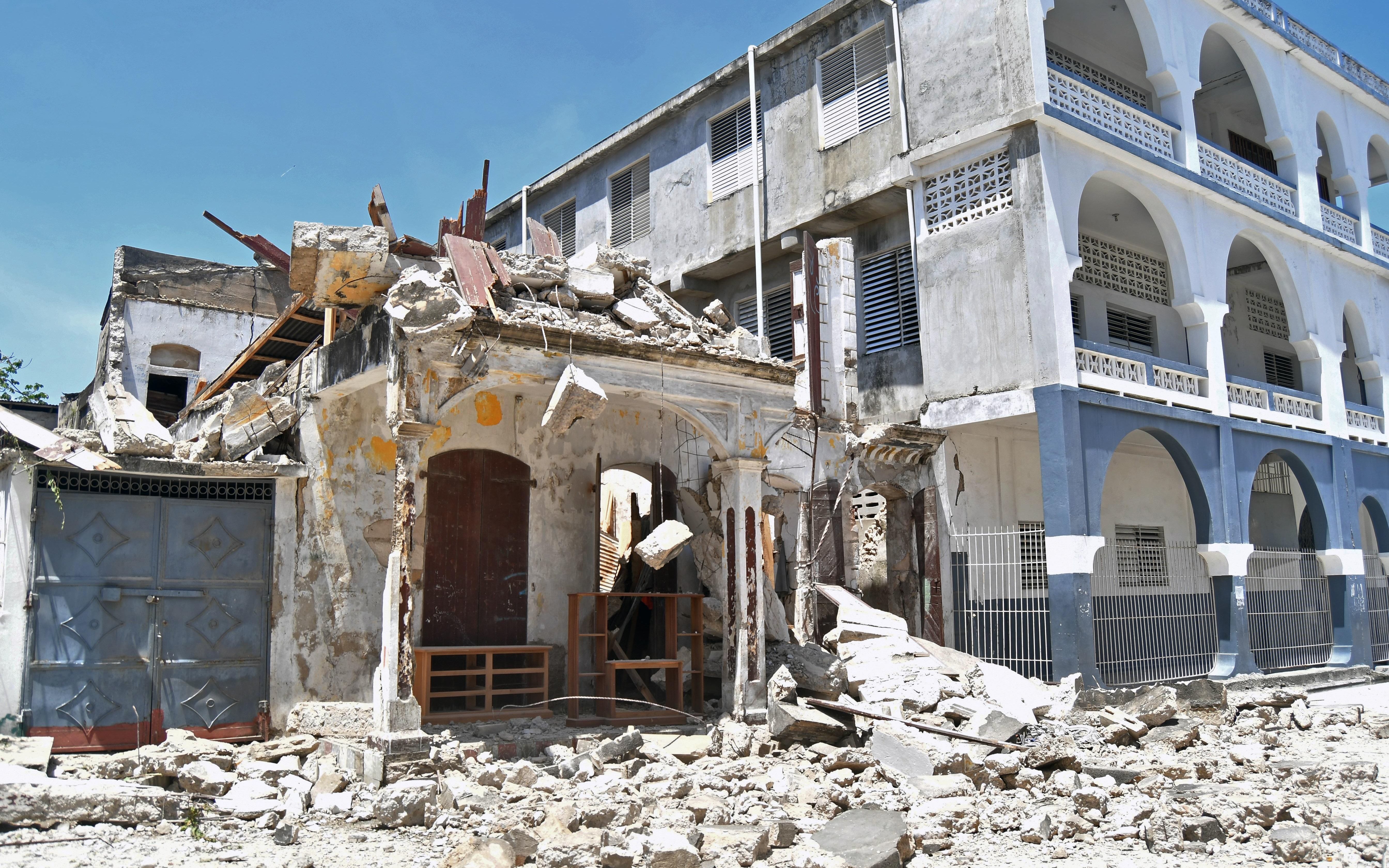 海地震后的一天一夜