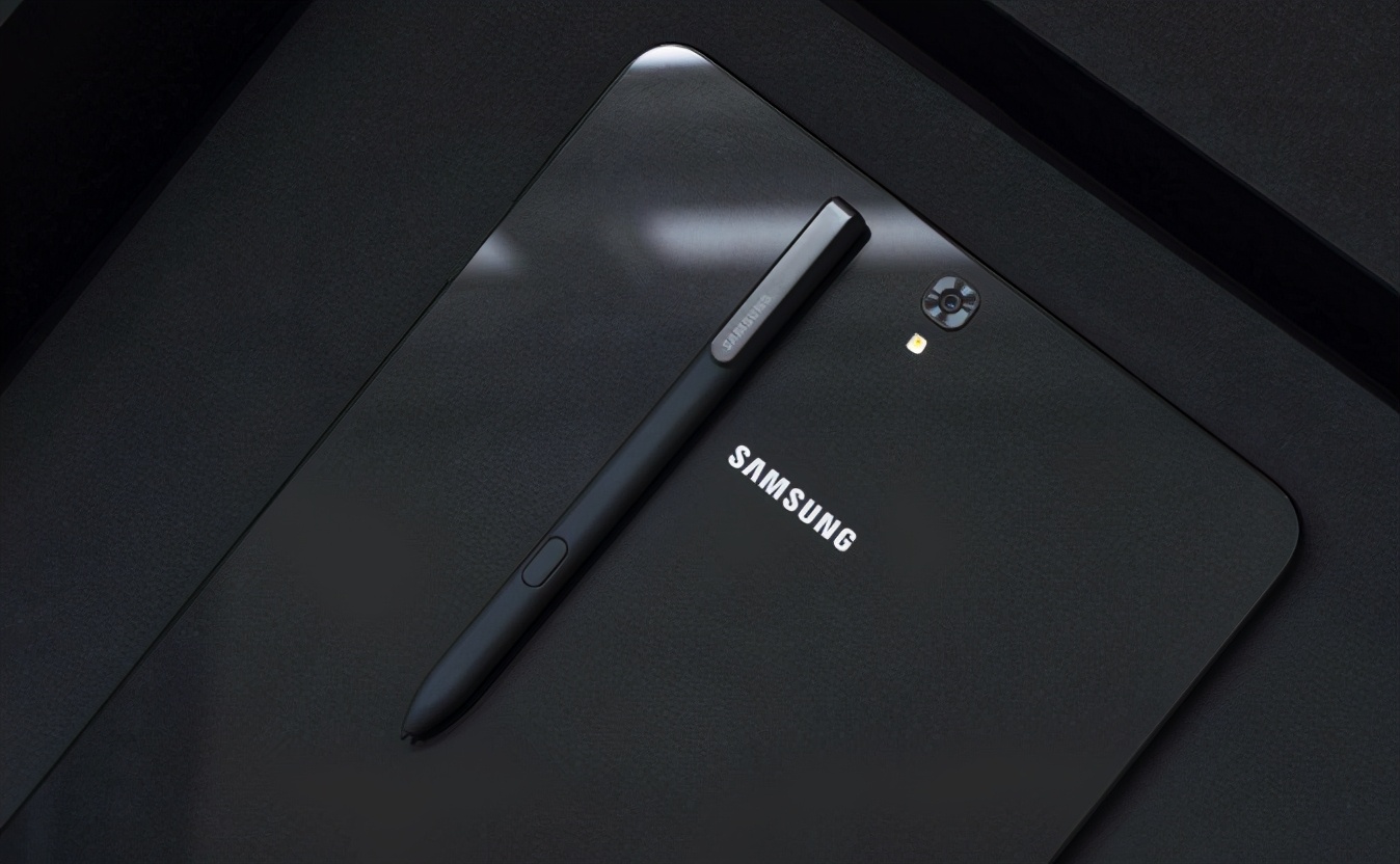 三星galaxy tab s8 平板曝光,三种规格可随心选择!__凤凰网