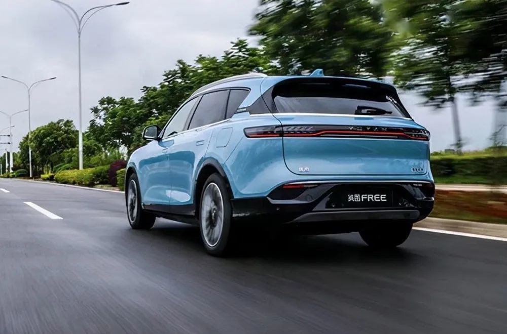 岚图free凭什么叫ta是30万豪华suv搅局者