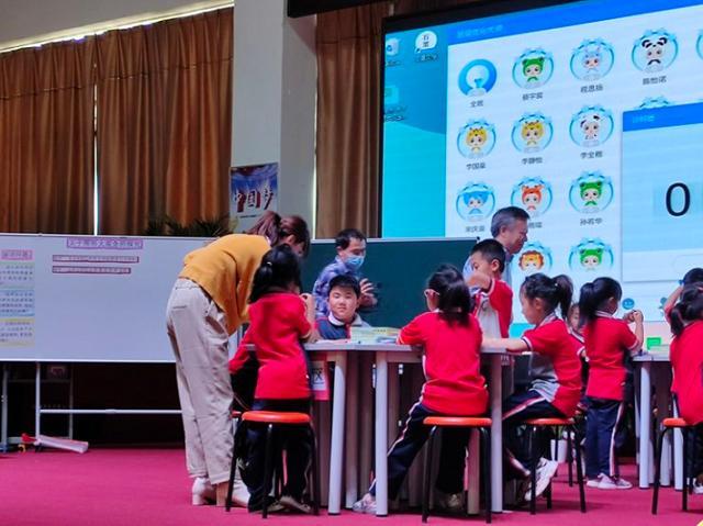 泰安市高新区龙泉小学学生主题展演暨课程改革汇报交流会圆满举行