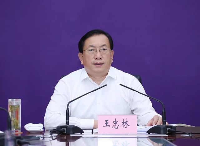原武汉市委书记王忠林值得一提的是,王忠林曾在山东任职多年,曾任济南