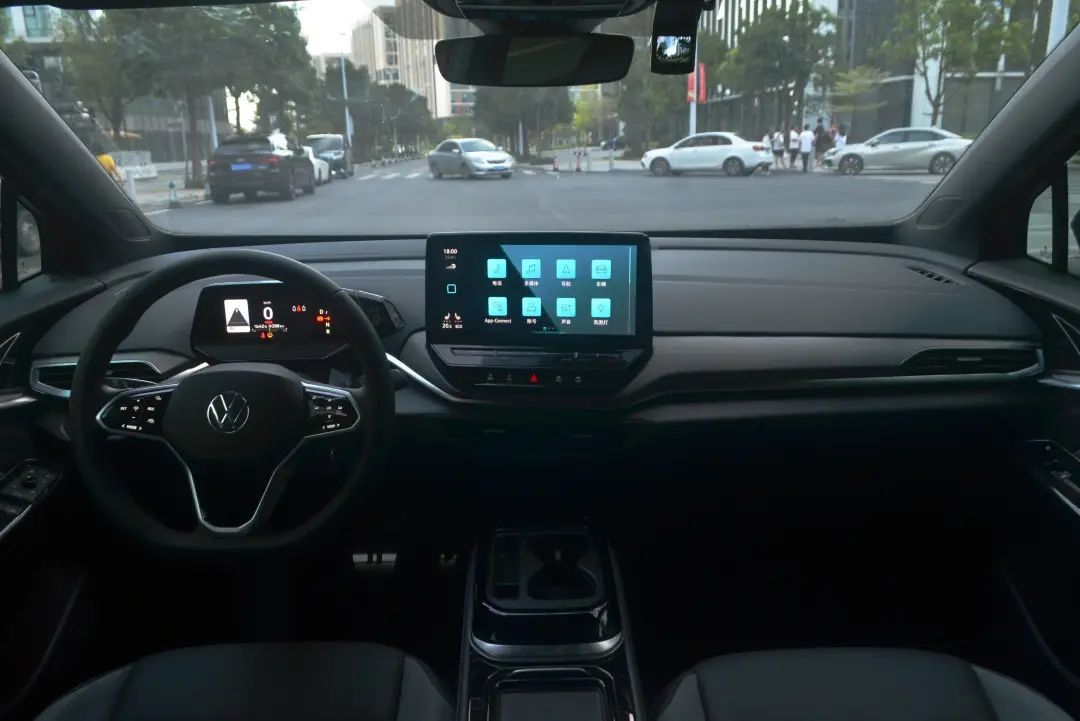 试驾大众id4一台不玩噱头的电动车消费者会接受吗