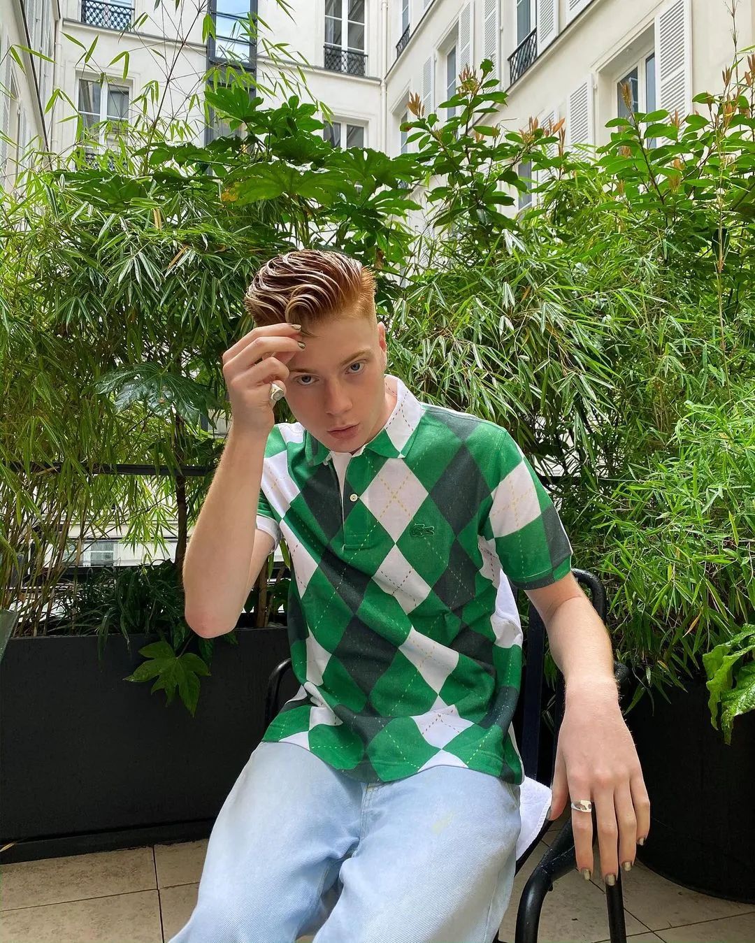 小西北,stormi 比她爸会穿?