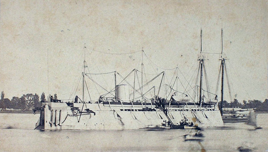 查尔斯·w·霍华德服役的"新铁将军(new ironsides"号铁甲舰