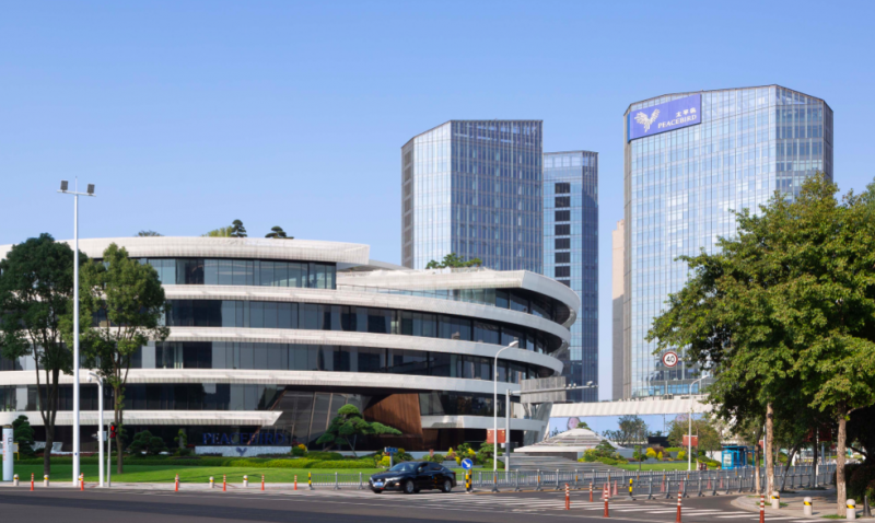 太平鸟存货超22亿剧增21.67% 衣服到底