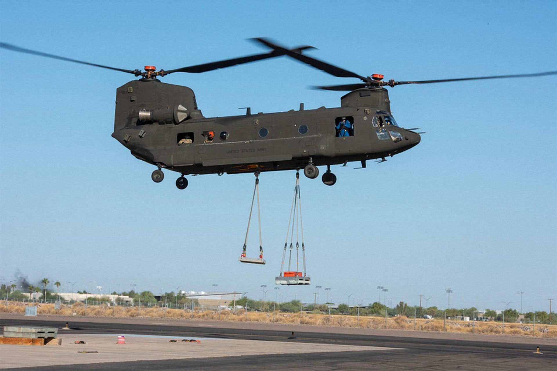 为什么美国陆军在三十年内仍然离不开支奴干重型直升机?