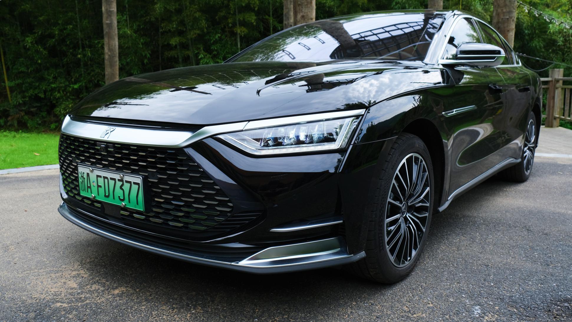 不到25万47秒破百的中大型轿车试驾比亚迪汉dm