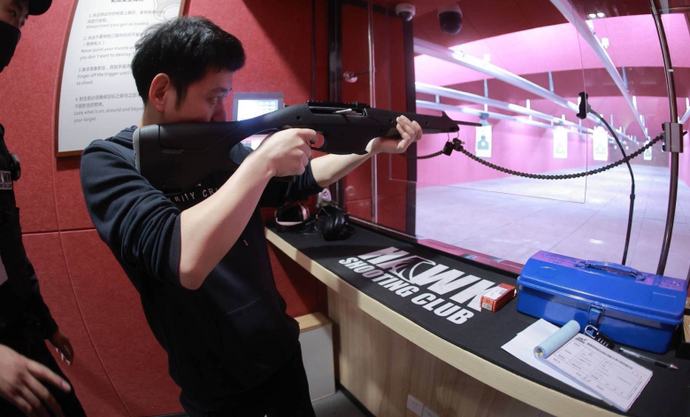 温州钬客实弹射击俱乐部正式营业!带你体验枪弹实战!__凤凰网
