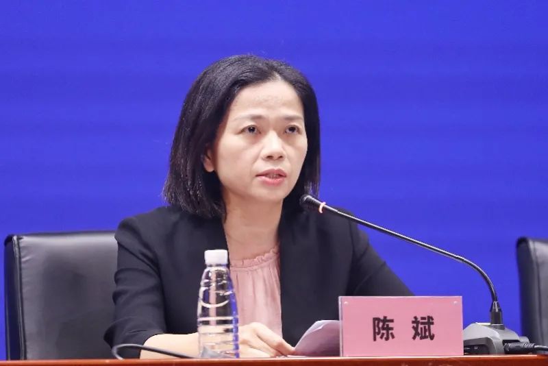 据陈斌通报,近期,广州按照分级分类原则正陆续有序解除部分区域的封闭