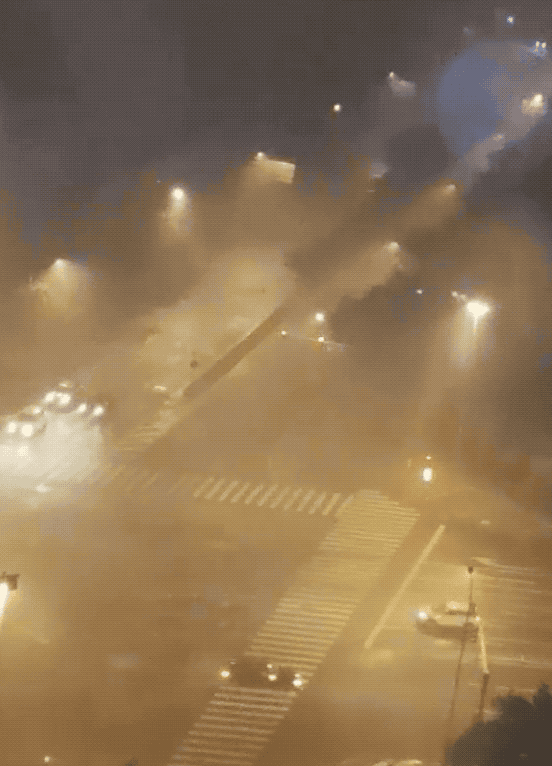 北京暴雨致2人不幸遇难这个逃生自救的黄金时间非常重要