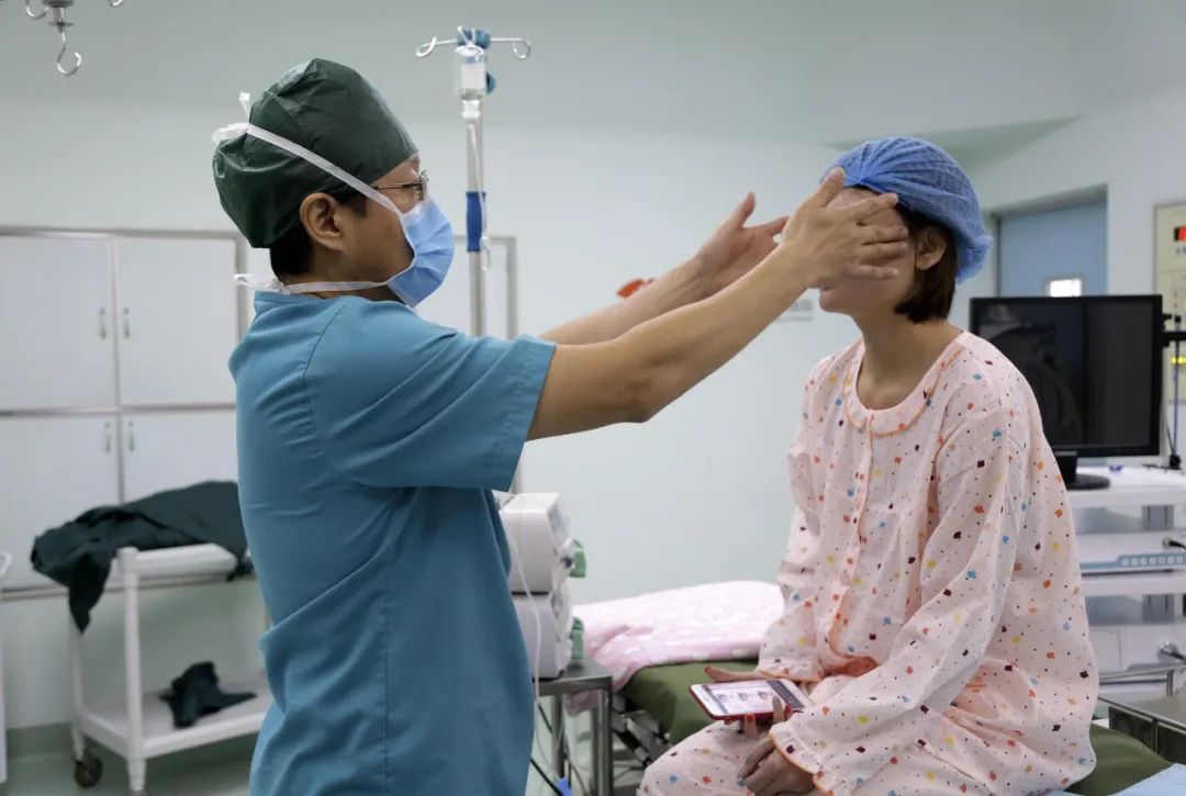 手术床多少钱精灵耳走红失败 医美的钱开始难赚了_https://www.jmylbn.com_品牌排行榜_第14张