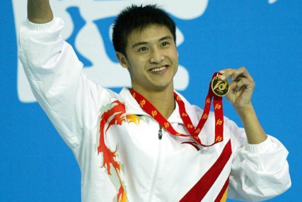 田亮:2000悉尼奥运会"个人跳水冠军",2004雅典奥运会"男子双人10米