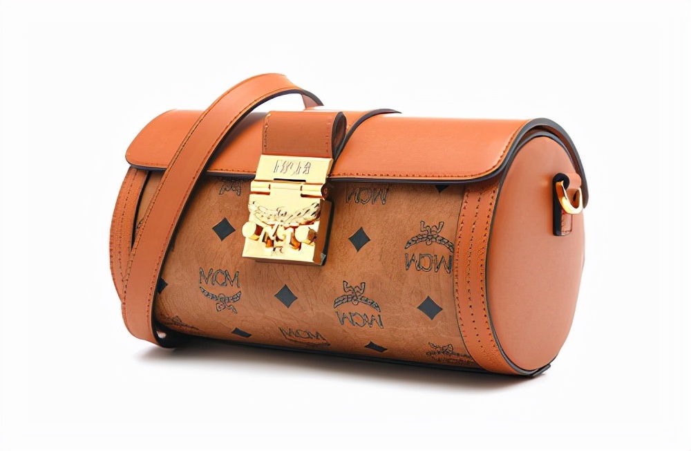 寺库上线mcm圆筒包,打造别样穿搭_凤凰网