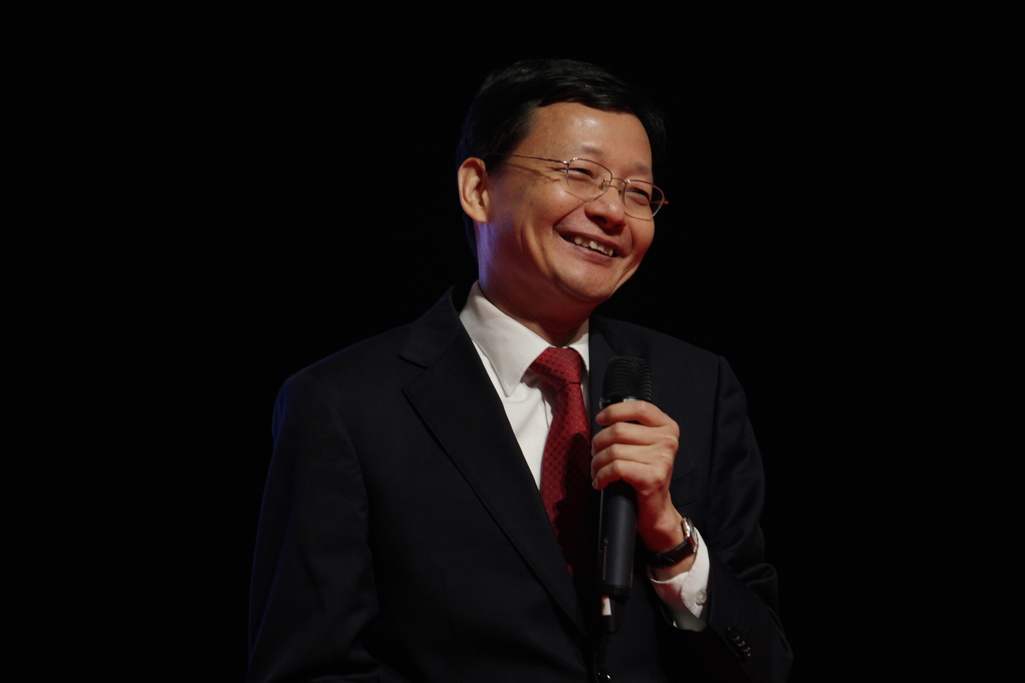 a股虽又跌,但上海本地股起飞!李大霄给出无须恐慌的六大理由__凤凰网