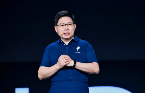 华为余承东：携手开发者与伙伴，加速千行百业智能升级