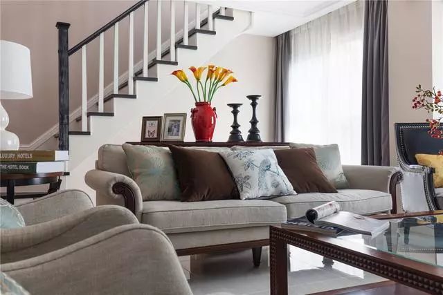 100平现代美式风复式楼,大户型这样装修,豪宅也不过如此