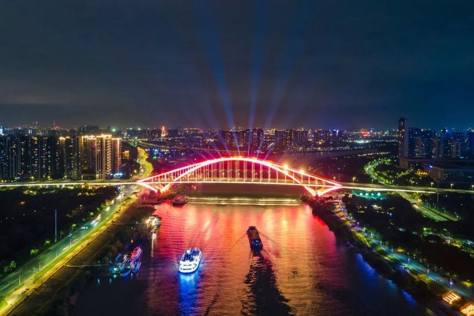 珠江岸10w 同款住宅,佛山也有了!