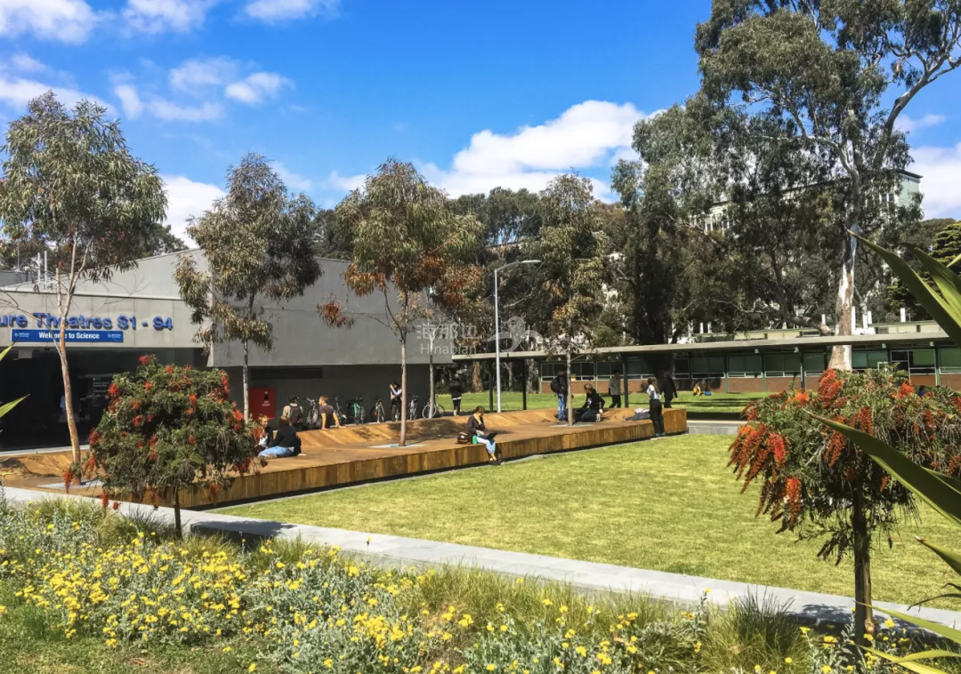 no.10 莫纳什大学