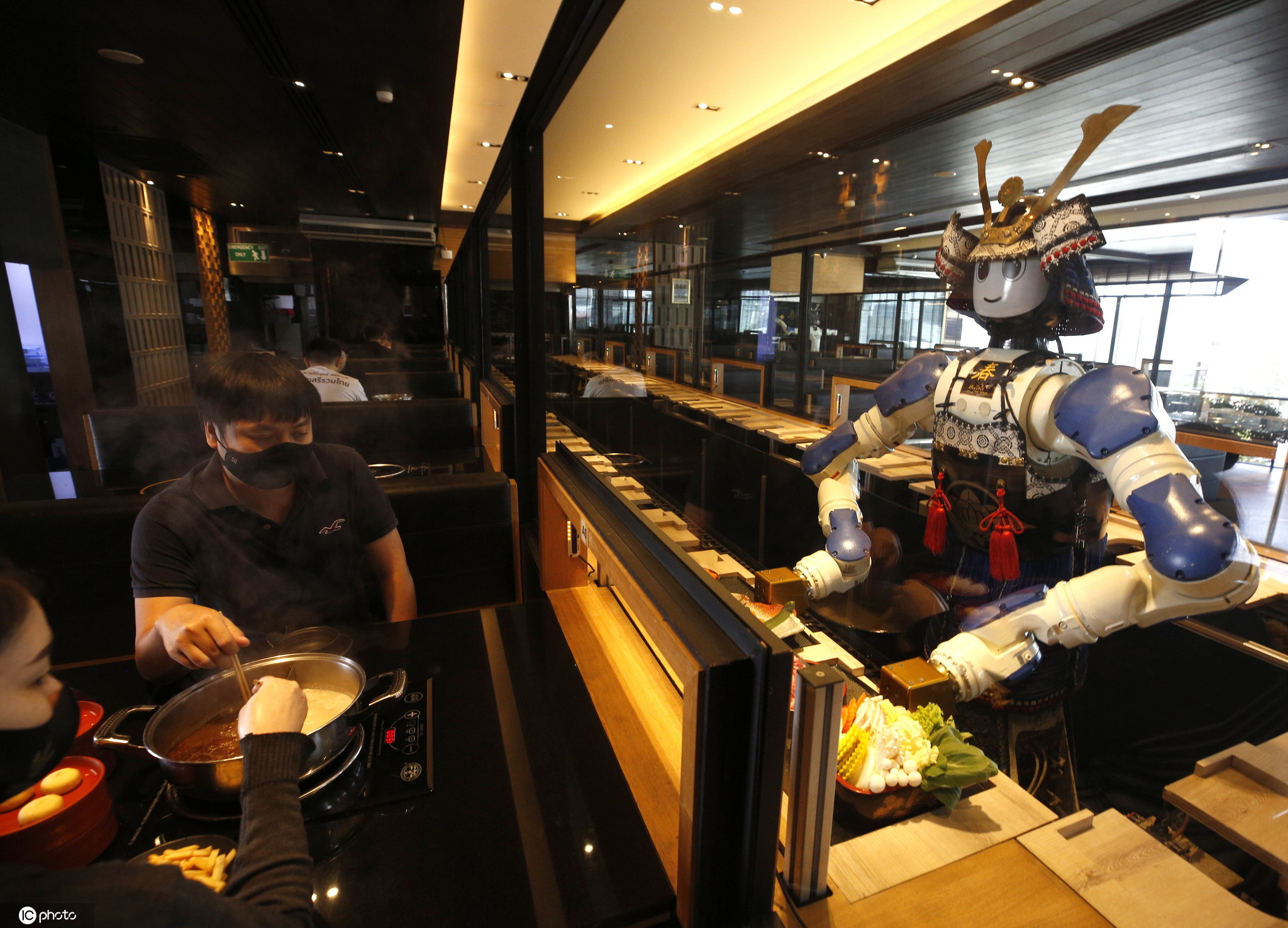 机器人餐厅攻略,机器人餐厅点评,机器人餐厅人均消费 - 无二之旅