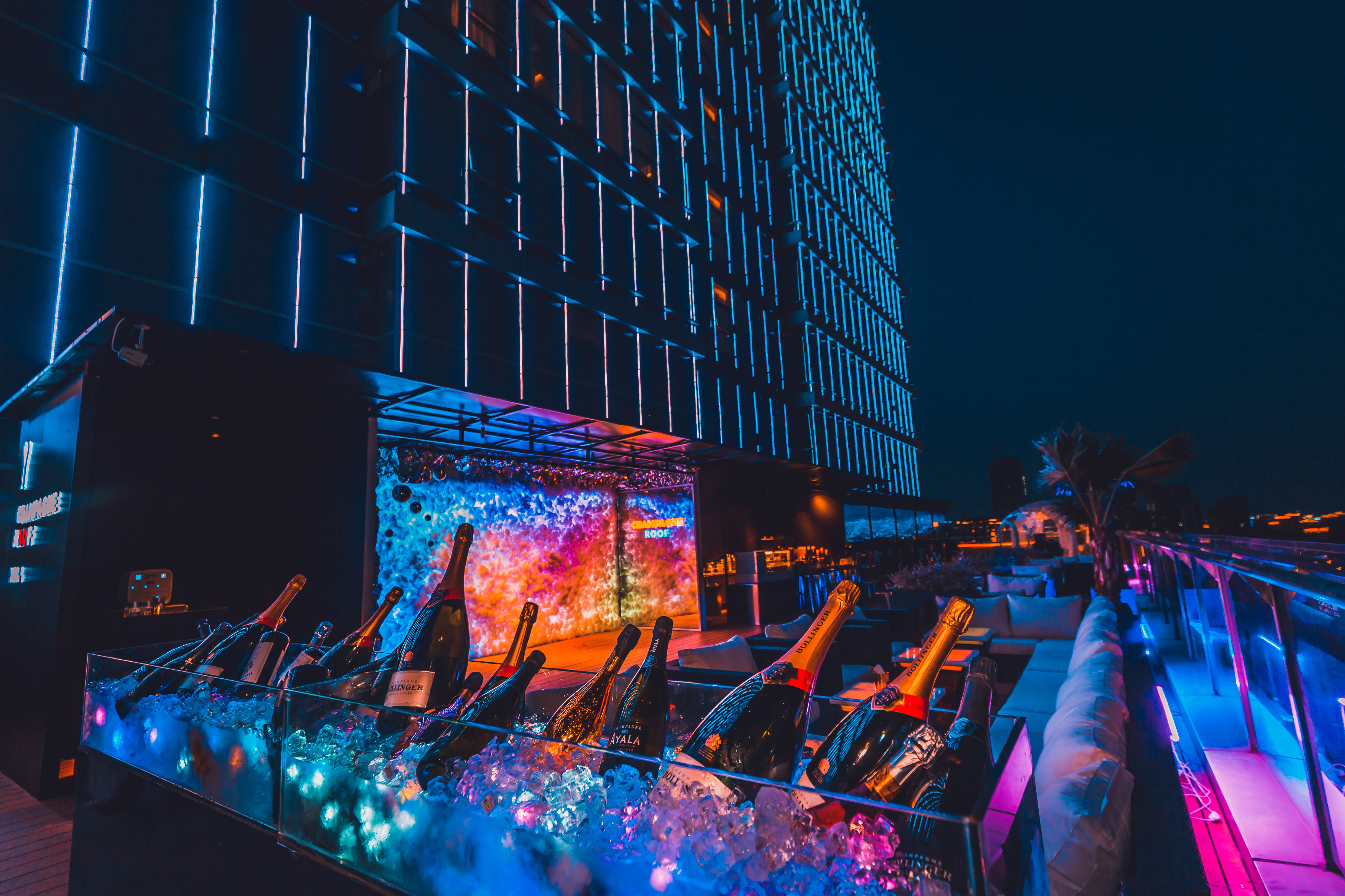 champagne roof 焕新启幕,香槟露台打造都市上空新现场