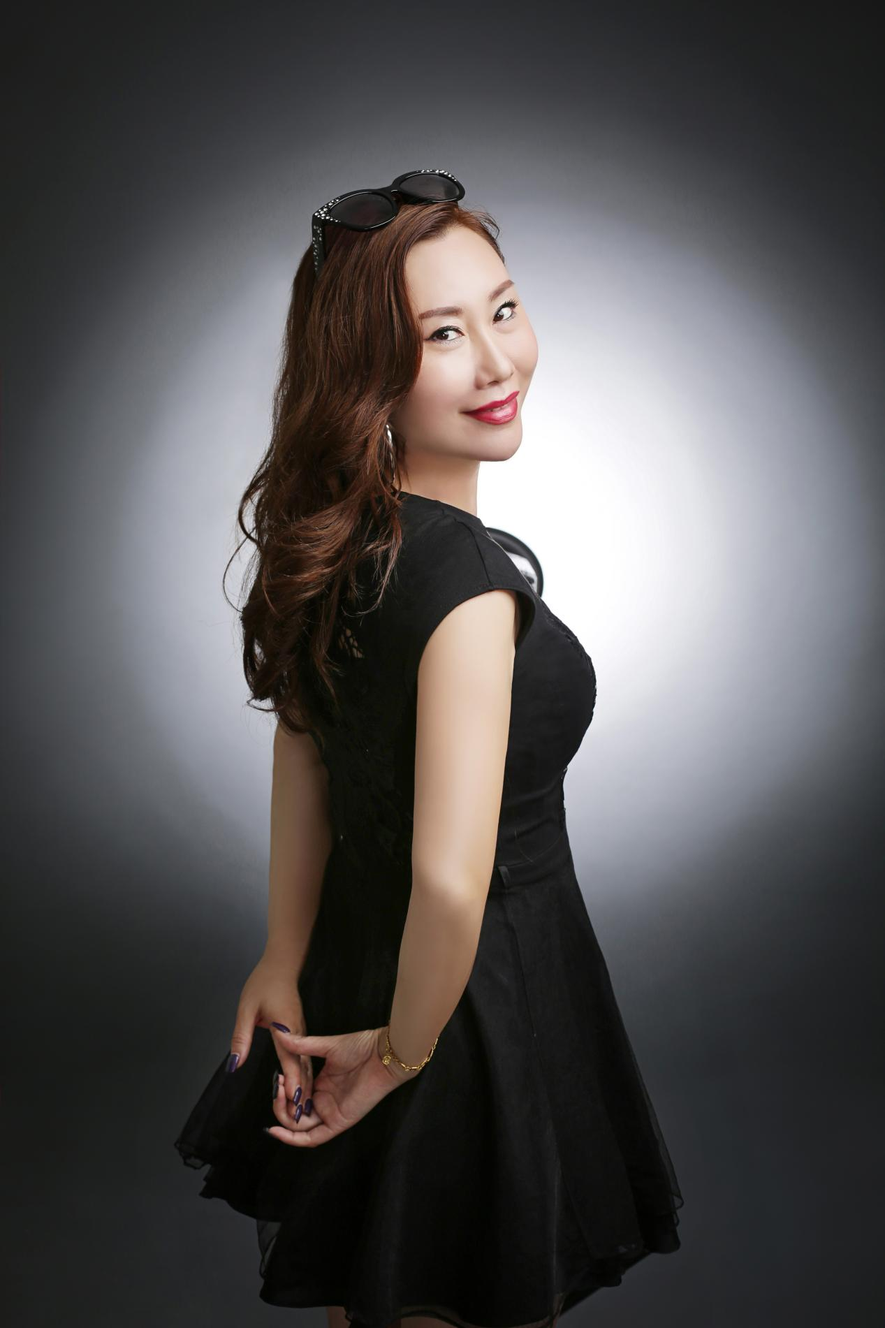 人物专访 | 初颜玉四川分公司总经理张小华:深耕美业的追梦者