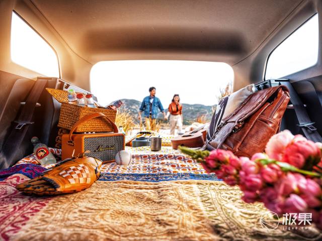 旅行版“五菱神车”要来了?新宝骏休旅车正式命名为Valli