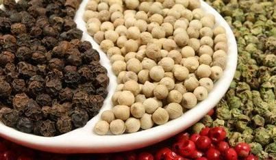 做汤用67黑胡椒还是白胡椒有什么区别呢