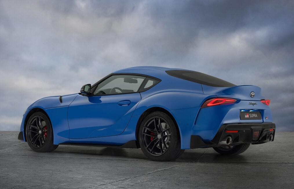 没有敞篷照样可以很拉风丰田supra的魅力在哪里