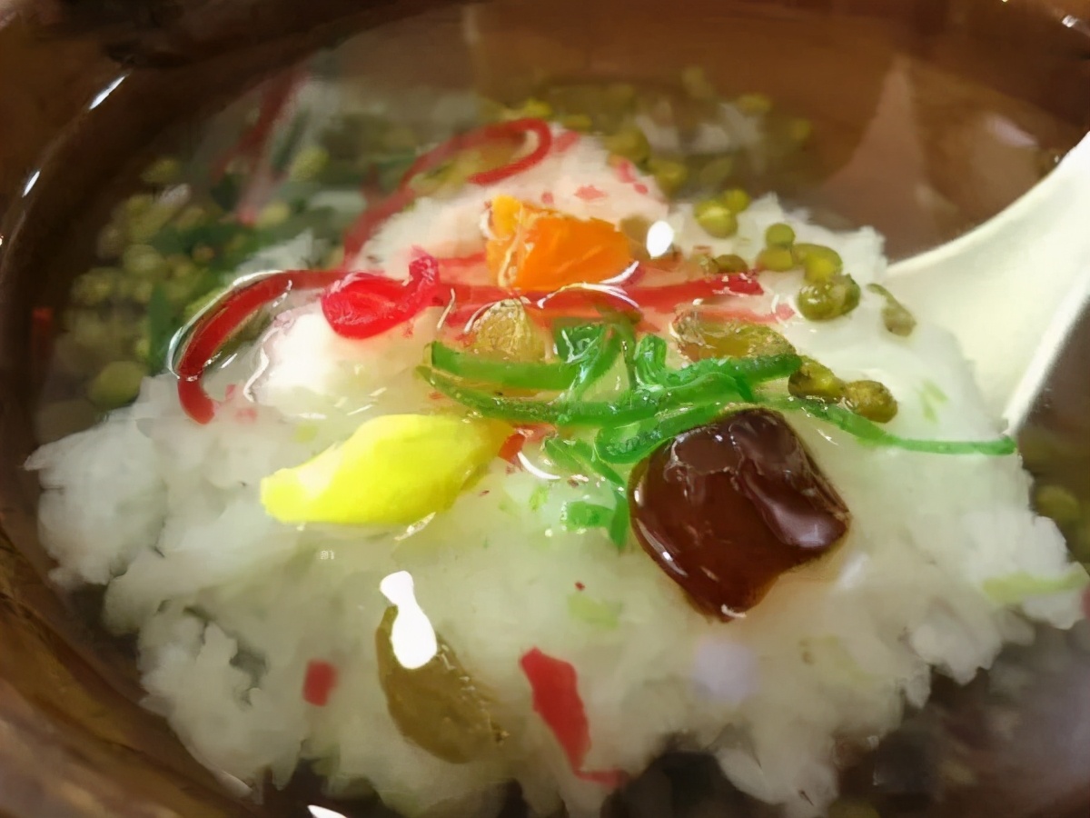 苏式绿豆汤没有十多种配料,那绝对是入不了口的.