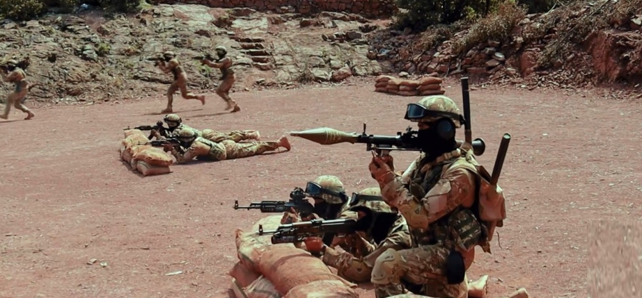 塔利班武装的武器也在与时俱进，不少武装力量已经使用现代化的单兵装备。
