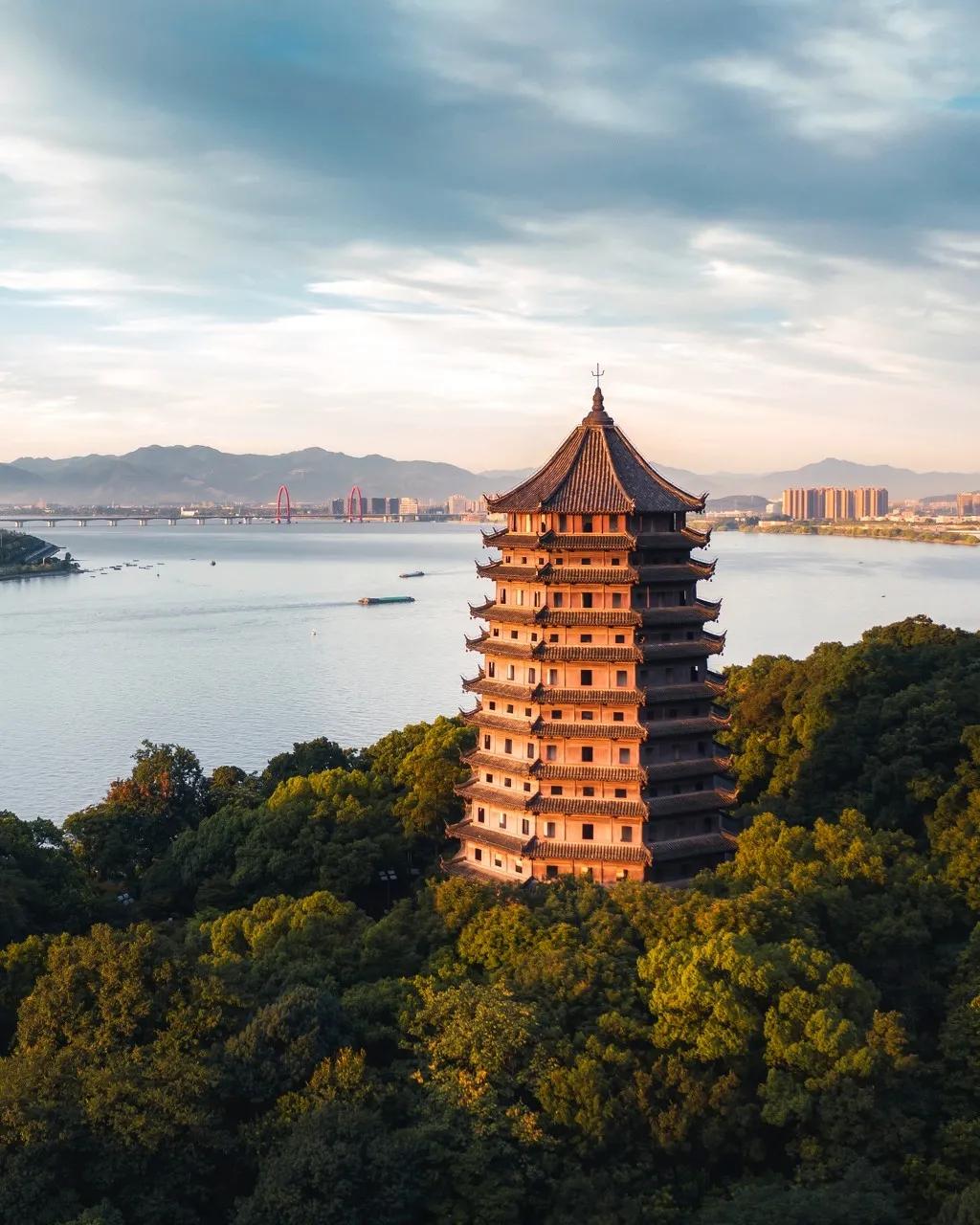 上海再破纪录，173米全球最高寺庙落户杨浦！_佛塔
