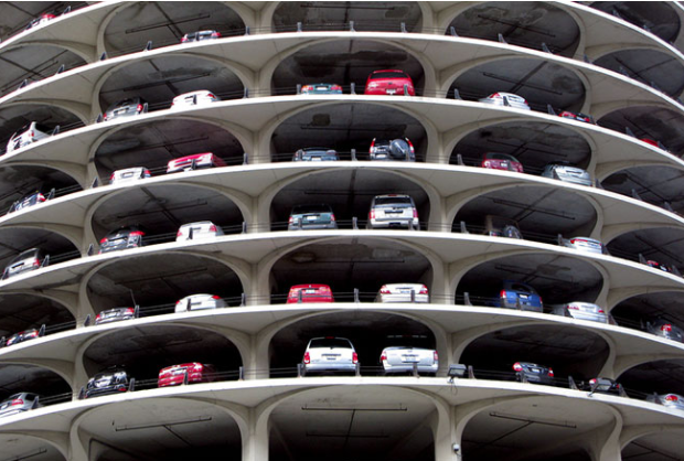 停车场是如何破坏美国城市的?