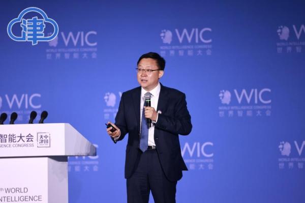 刘庆峰:幸福生活需要人工智能
