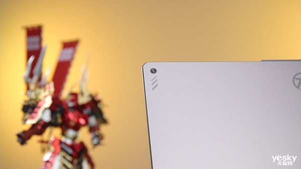 华硕天选2游戏本评测:NVIDIA GeForce RTX 3070+AMD锐龙7 5800H加持的