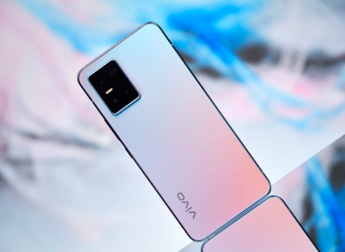 vivo首款自研芯片将问世,代号悦影的新机实力如何?