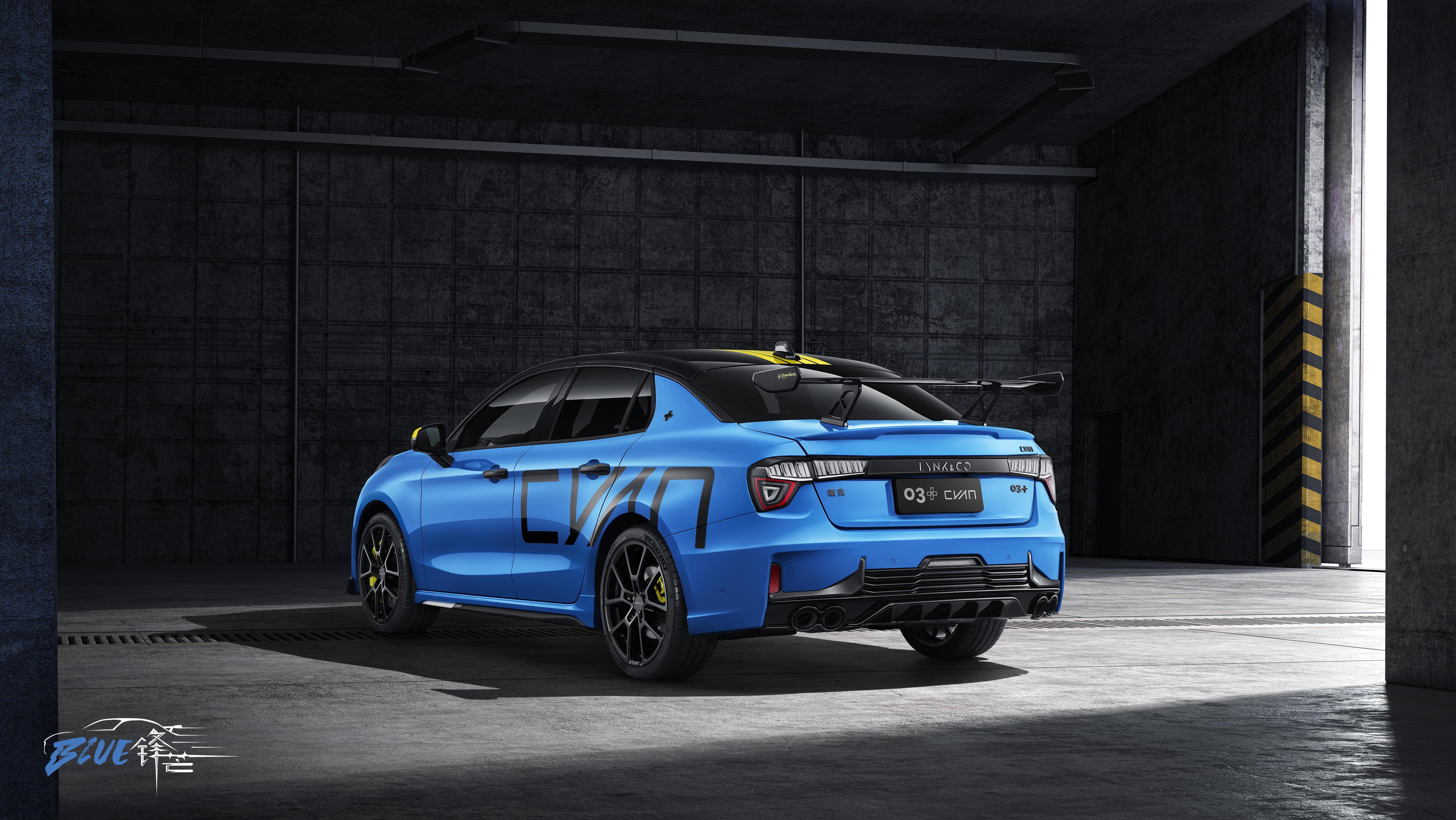 领克03 cyan定制版原厂就有大尾翼,你怕不怕