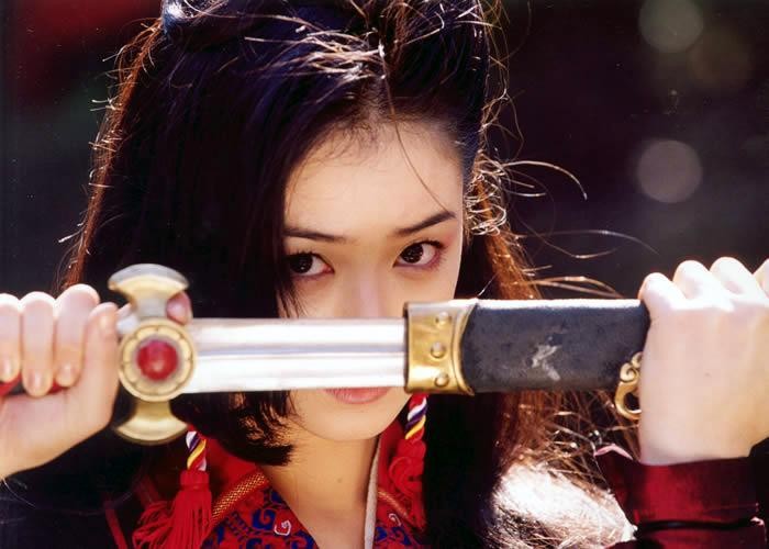 木婉清这个角色的棱角太过于分明,所以即使她仅仅是一个配角,但蒋欣