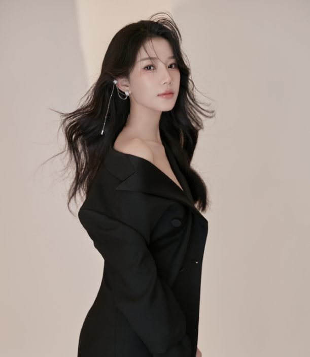 斗鱼萌七游戏跳舞两不误,12月丝袜主题来袭__凤凰网