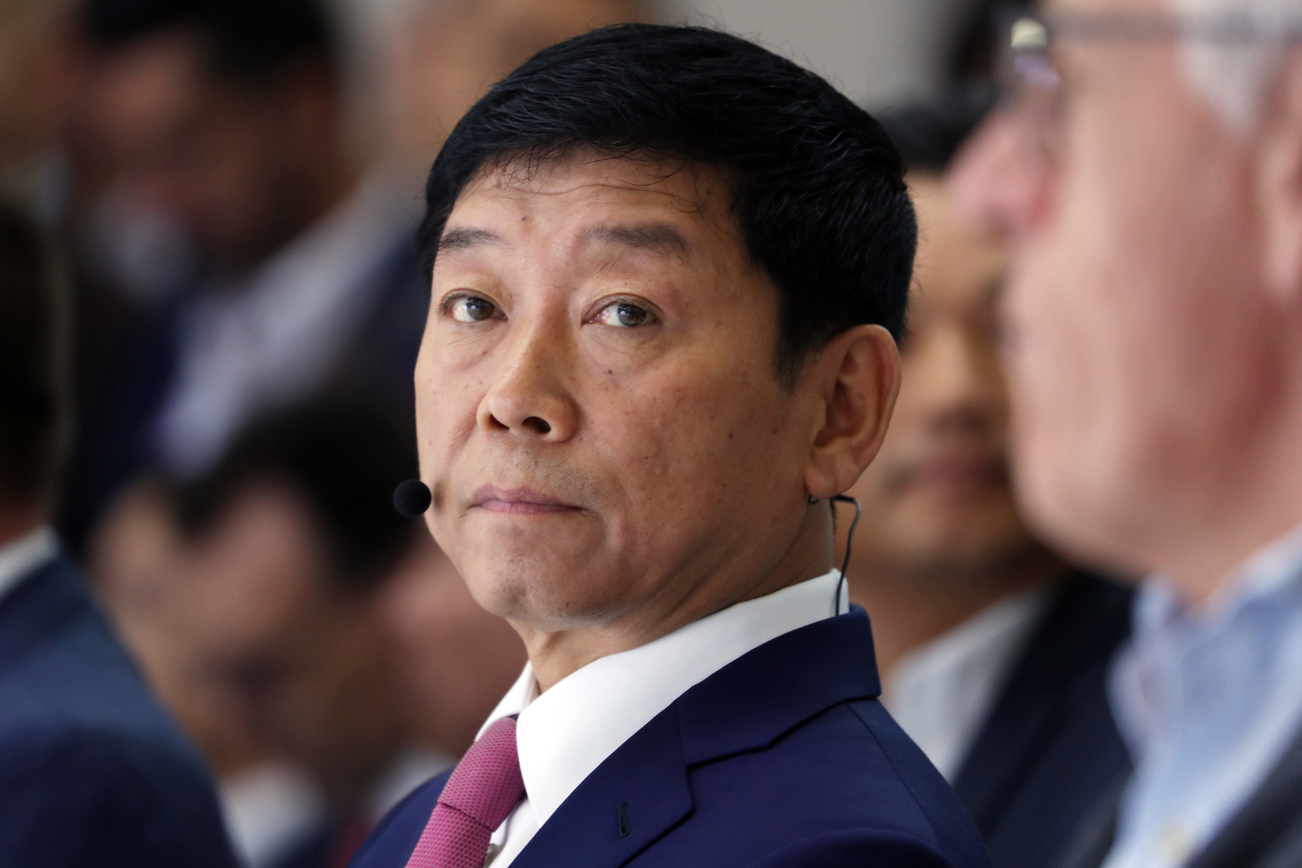 魏建军势不我待不负时代