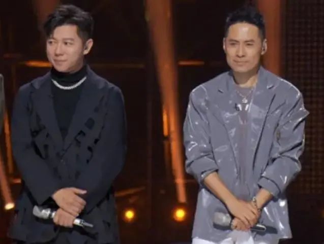 黄征胡海泉同台却零互动其实十年前就已结怨