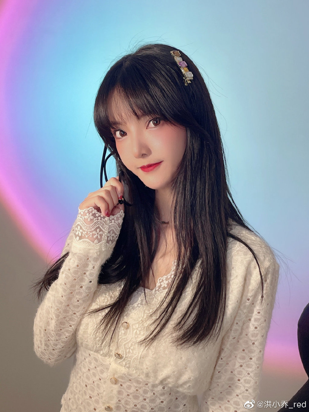 首位打赏破亿的女主播洪小乔red本人究竟魅力何在?